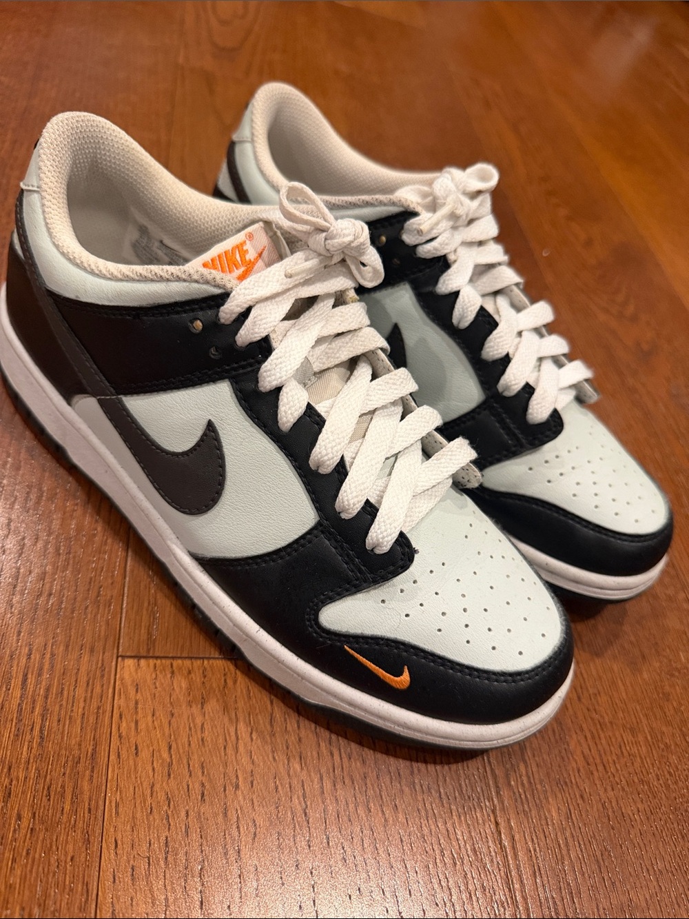 Nike Men’s Low-Top Sneakers in Black, White & Orange